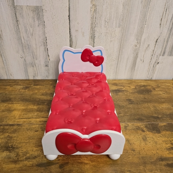 Hello Kitty Red and White Bow 13 Inch Doll Bed - Picture 7 of 7